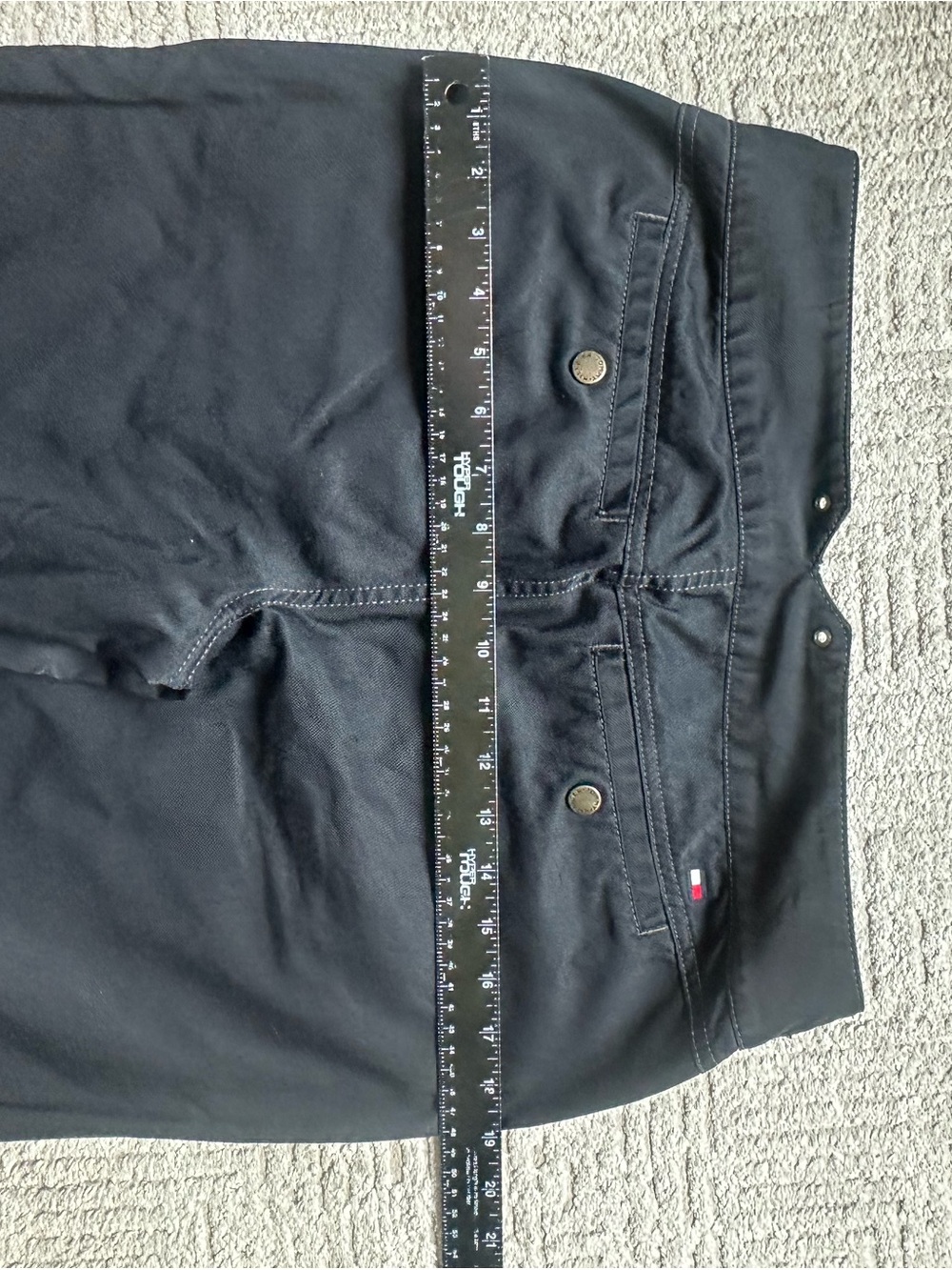 Vintage Y2K Tommy Hilfiger Black Flare Wide-Leg Low Rise Jeans - Picture 13 of 15